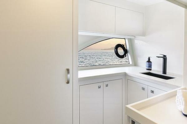 2027Riviera 64 ft 64 Sports Motor Yacht Series II