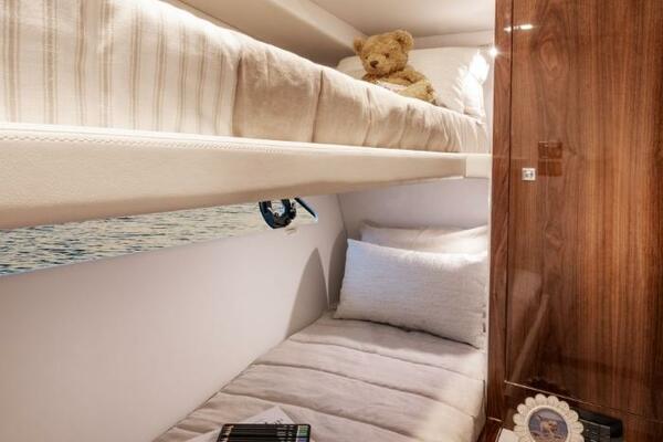 2027Riviera 64 ft 64 Sports Motor Yacht Series II