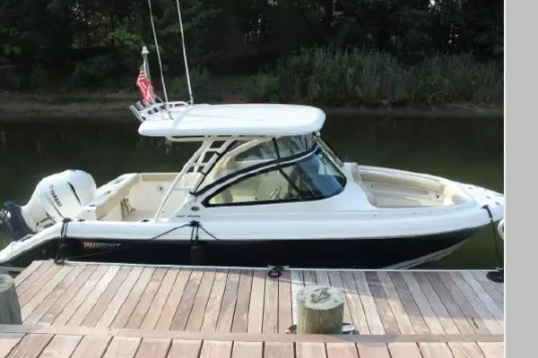 23ft Pursuit Yacht For Sale