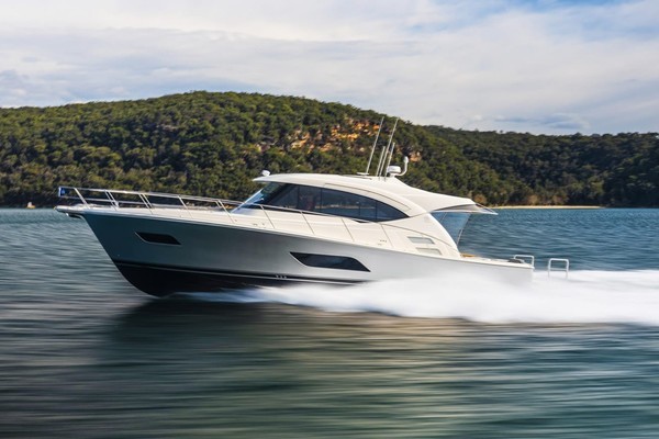 54 ft Riviera 2023 545 SUV Fort Lauderdale Florida United States 54 ft Riviera 2023 545 SUV Fort Lauderdale Florida United States