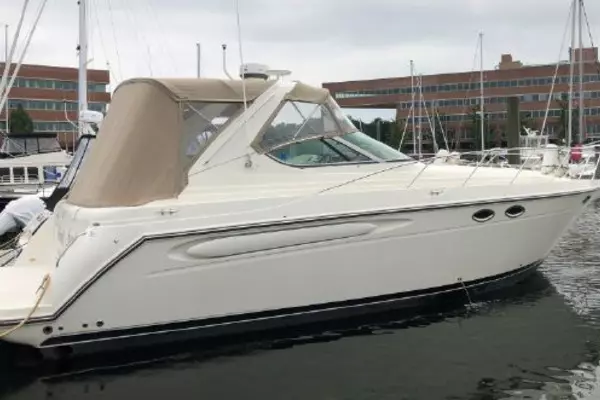 ROBERT NICOLE 37ft Maxum Yacht For Sale