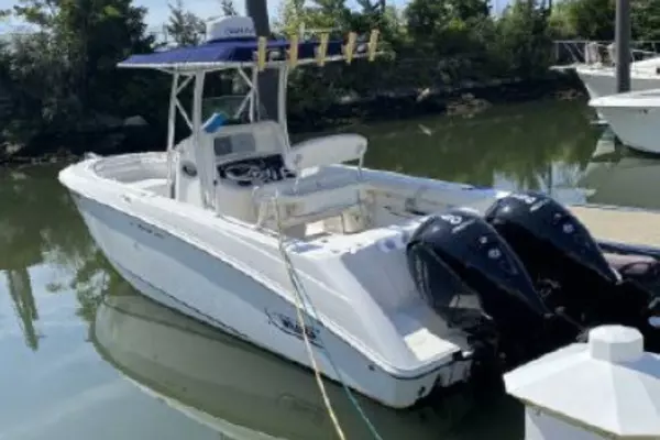 27ft Boston Whaler Yacht For Sale