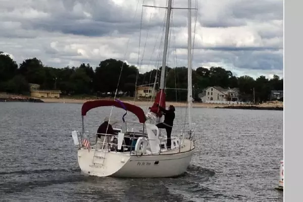 33-ft-CAL-1985-33-Pa Pe Yon Branford Connecticut United States  yacht for sale