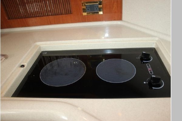 Aela Jeanne 38ft Sea Ray Yacht For Sale Aela Jeanne 38ft Sea Ray Yacht For Sale