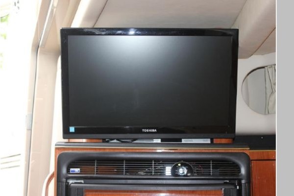 Aela Jeanne 38ft Sea Ray Yacht For Sale Aela Jeanne 38ft Sea Ray Yacht For Sale