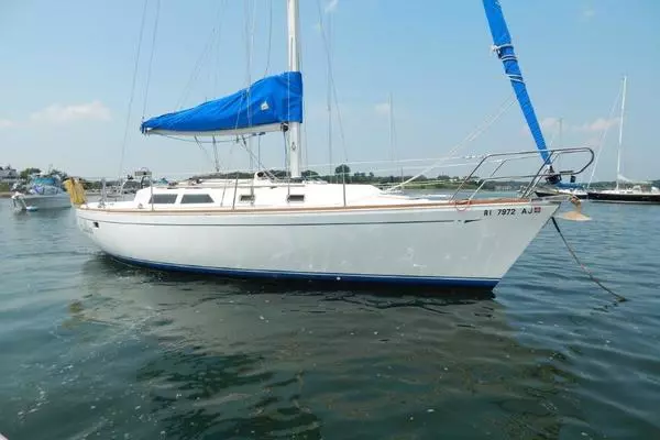 Endless 33ft CAL Yacht For Sale