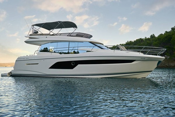 52 ft Prestige 2018 520 Flybridge Aura Miami Beach Florida United States $975000 52 ft Prestige 2018 520 Flybridge Aura Miami Beach Florida United States $975000