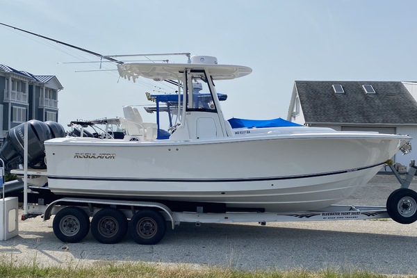 2021 Regulator 25