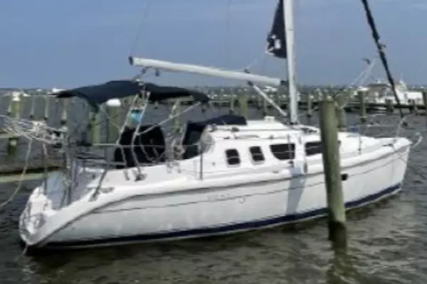 Blue Heron 32ft Hunter Yacht For Sale
