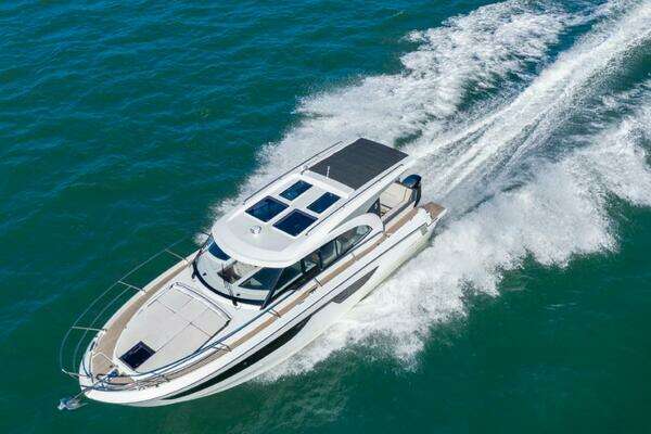 Photo of the 2026 Beneteau Antares 11