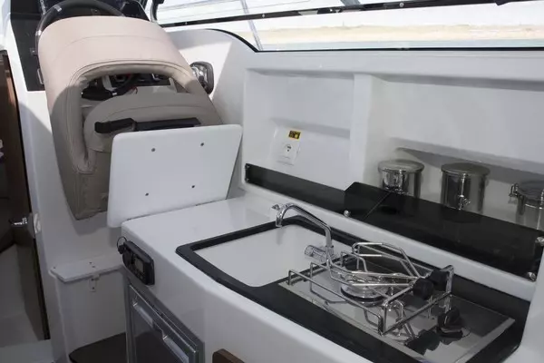 Photo of the 2026 Beneteau Antares 7