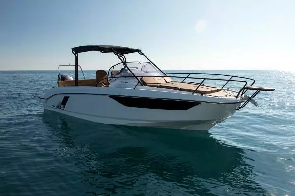 Photo of the 2026 Beneteau Flyer 8 SunDeck