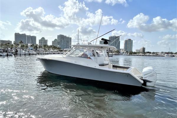39-ft-Jupiter-2011-Express-Munster-Miami Florida United States yacht for sale