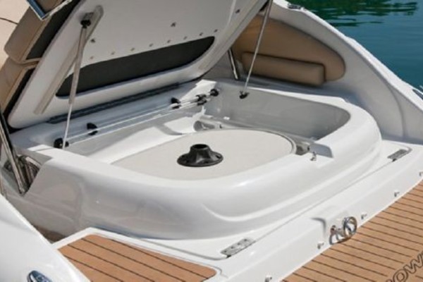 and What  26ft Crownline Yacht For Sale and What  26ft Crownline Yacht For Sale