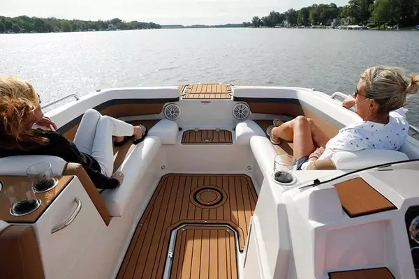 Photo of the 2025 Starcraft 191 SVX OB