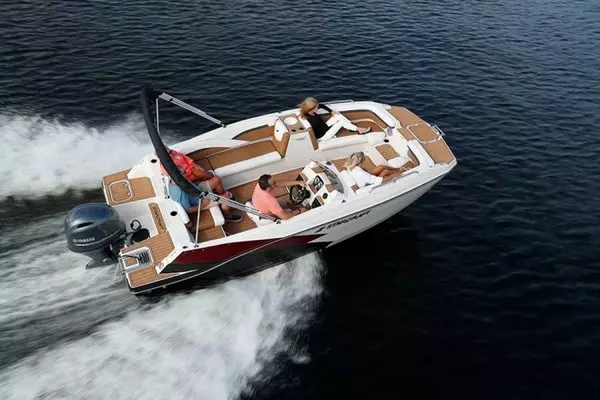 Photo of the 2025 Starcraft 191 SVX OB