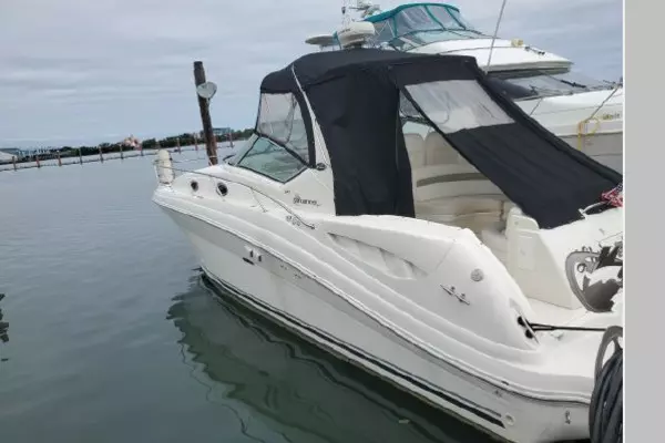 Livin the Dream 34ft Sea Ray Yacht For Sale