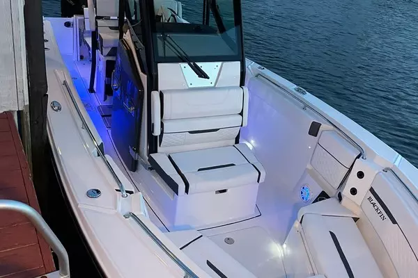 2022 Blackfin 27