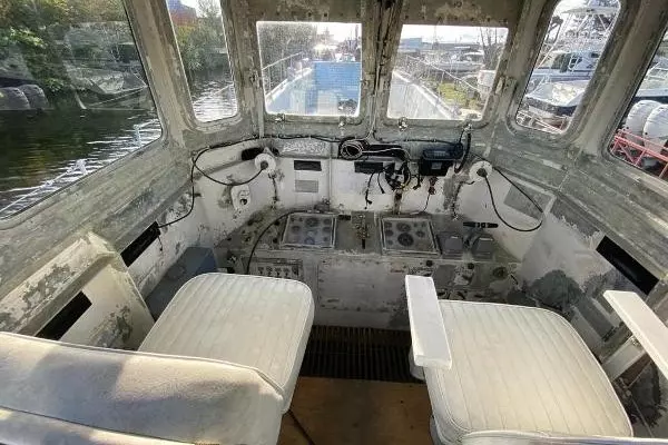 Photo of the 1992 Swiftships LCM8