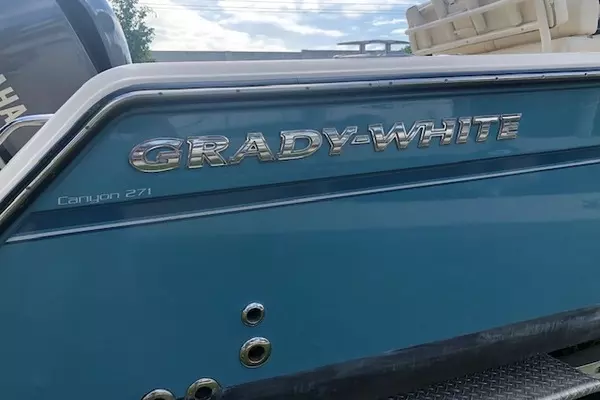 2018 Grady-White 27