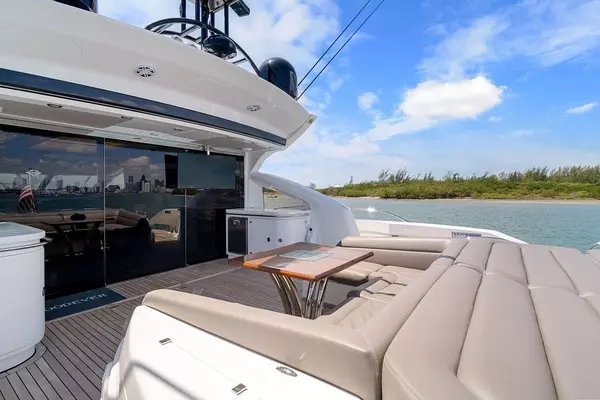 2013 Sunseeker 80