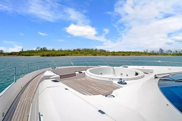 2013 Sunseeker 80