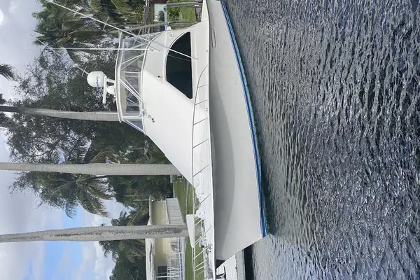 Photo of the 2002 Ocean Yachts 52 Sportfish "Tenacious"