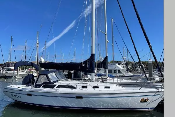 K Nine 34ft Catalina Yacht For Sale
