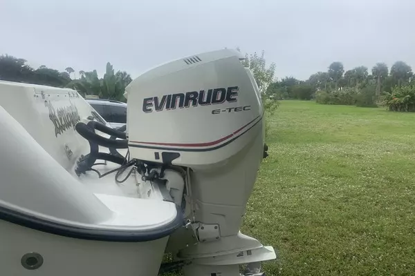 Photo of the 2007 Hydra-Sports 3300 VX