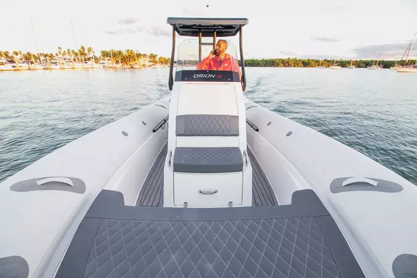 Photo of the 2025 Northstar Orion 8