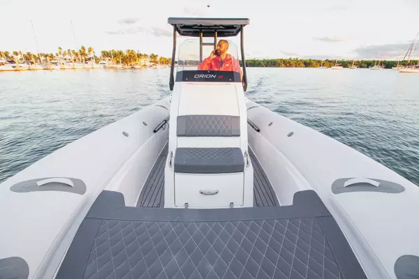 Photo of the 2025 Northstar Orion 8