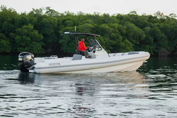 Photo of the 2025 Northstar Orion 8