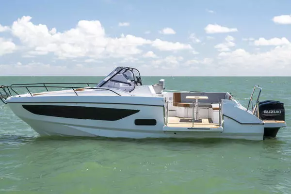 30ft Beneteau Yacht For Sale