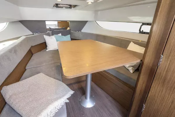 30ft Beneteau Yacht For Sale