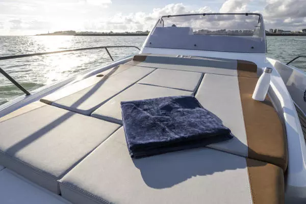 30ft Beneteau Yacht For Sale