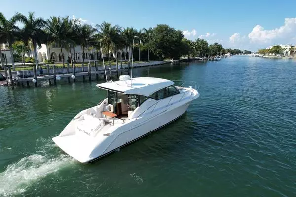 Photo of the 2018 Tiara Yachts 39 Coupe "Triple Threat"