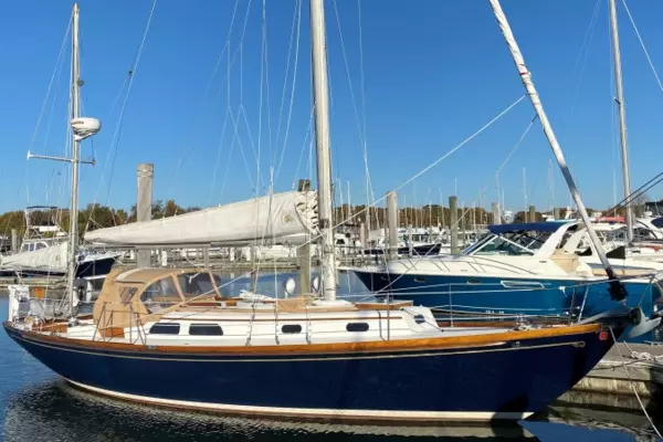 LITTLE STAR 35ft Hinckley Yacht For Sale