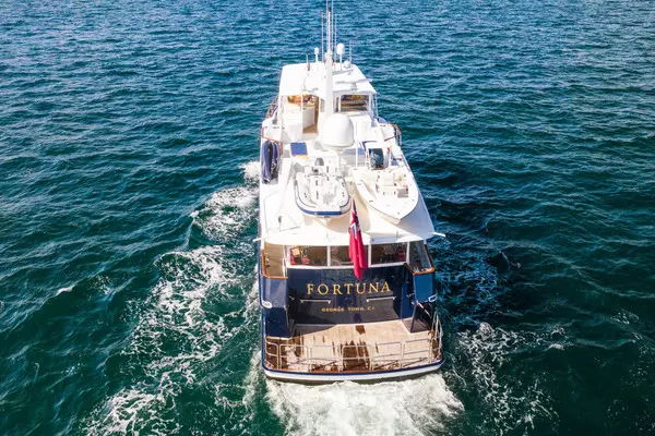 1999 Palmer Johnson 100