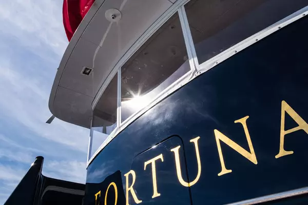 1999 Palmer Johnson 100