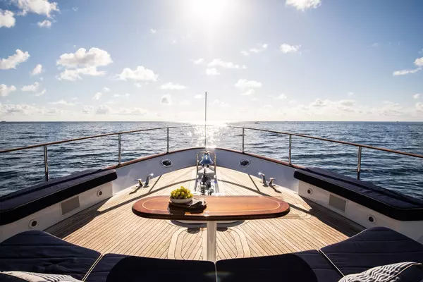 1999 Palmer Johnson 100