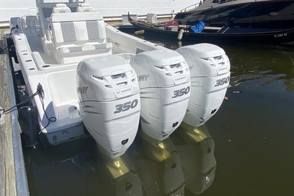 2021 Invincible 36 Open Engines