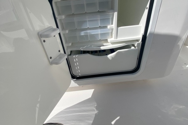 2021 Invincible 36 Open Tackle Storage