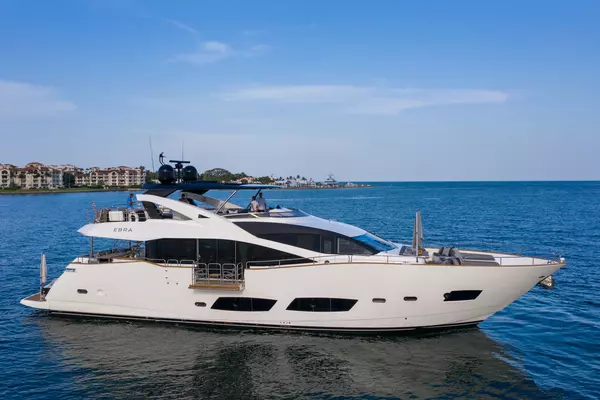 SUNSEEKER - 28 METER