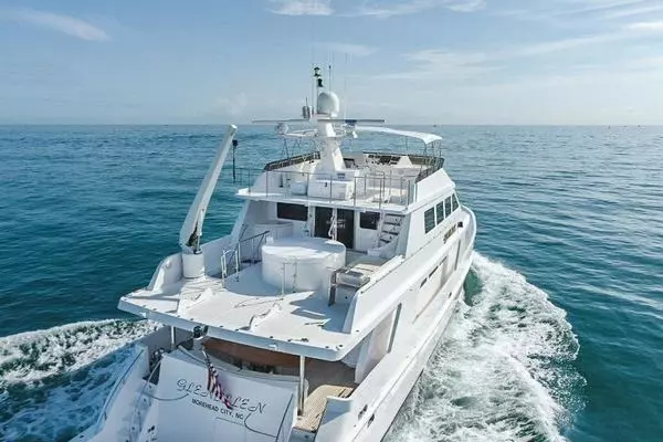 Photo of the 2002 President 100 Motor Yacht "Glen Ellen"