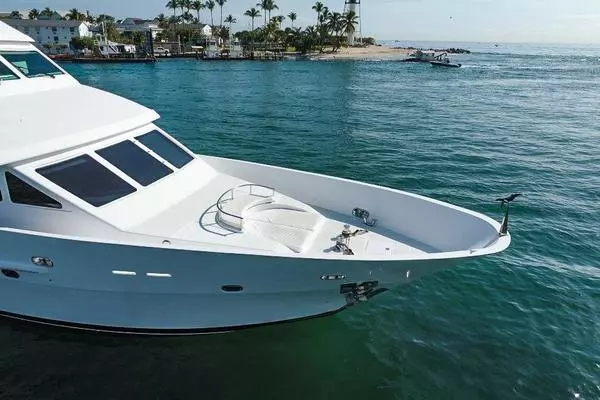 Photo of the 2002 President 100 Motor Yacht "Glen Ellen"