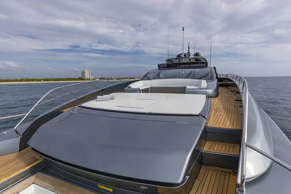 TASTY WAVES 110ft Riva