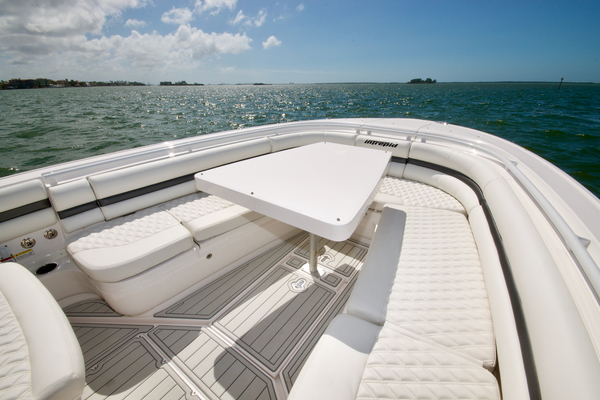 2014 327 Intrepid Open - Knot on Call - Bow Seating