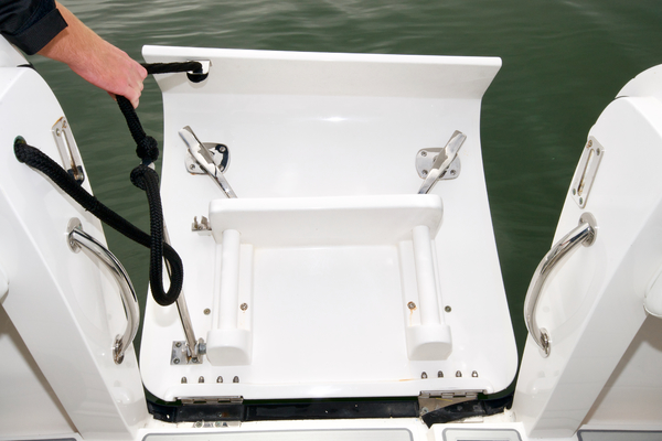 2014 327 Intrepid Open - Knot on Call - Dive Door