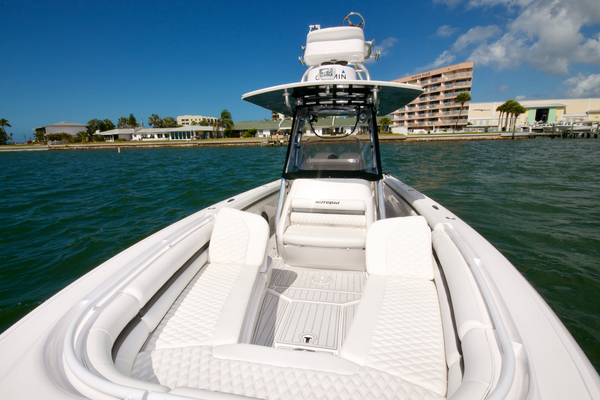 2014 327 Intrepid Open - Knot on Call - Bow Seating