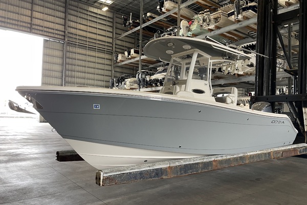 2019 Cobia 240 Center Console